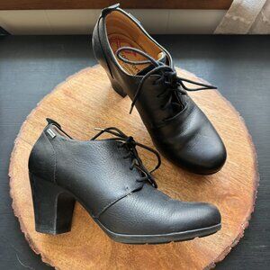 Comfortiva Neacy Waterproof Leather Lace-Up Shootie Oxford Booties Comfort Heel